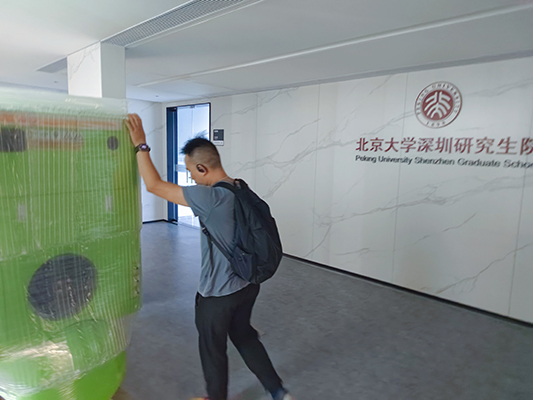 Energy-efficient water-lubricated oil-free screw air compressor reduced power consumption