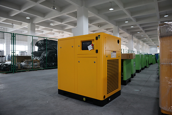 Compact-size water-lubricated oil-free screw air compressor limited spaces