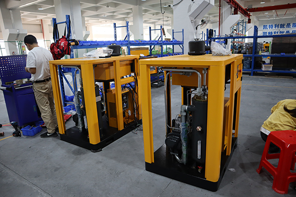 medium pressure air compressor for mining auxiliary equipment like ventilation and cleaning tools