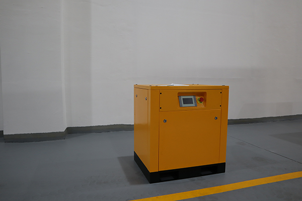 medium pressure air compressor selection factors based on air flow rate and tank capacity needs